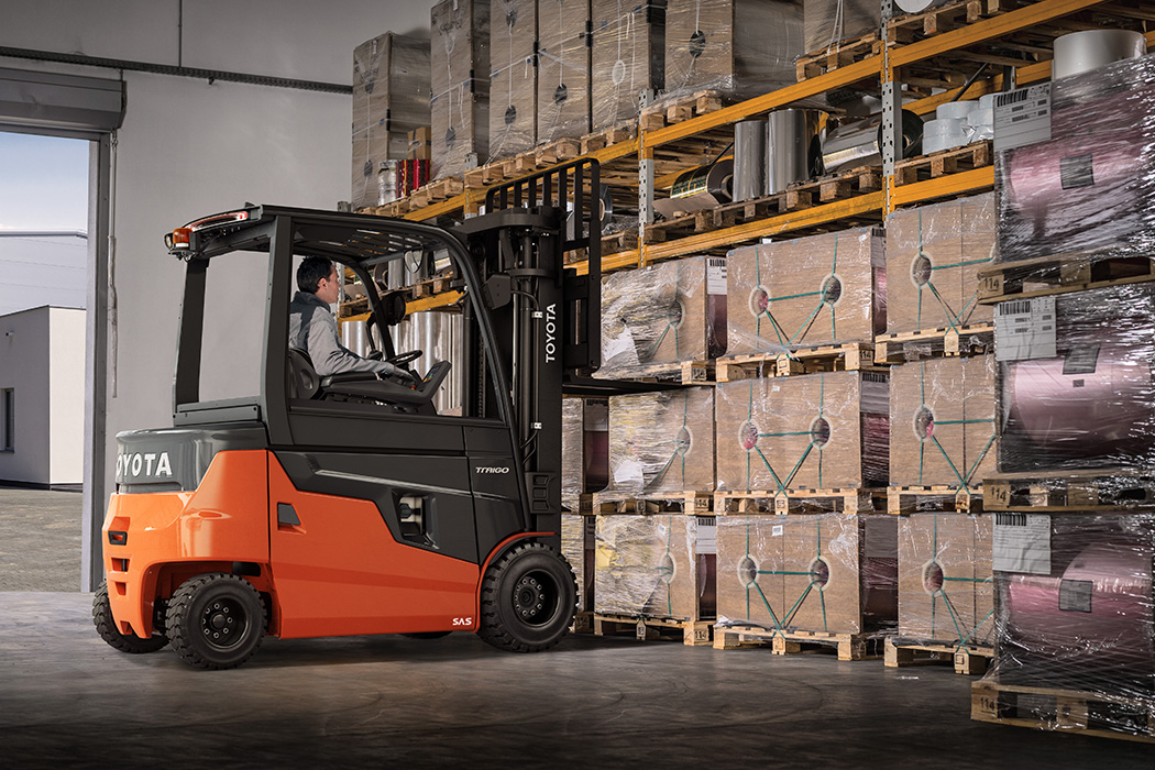 temfo Toyota Traigo80, 4-kołowy, 2,5t, z długim środkiem ciężkości